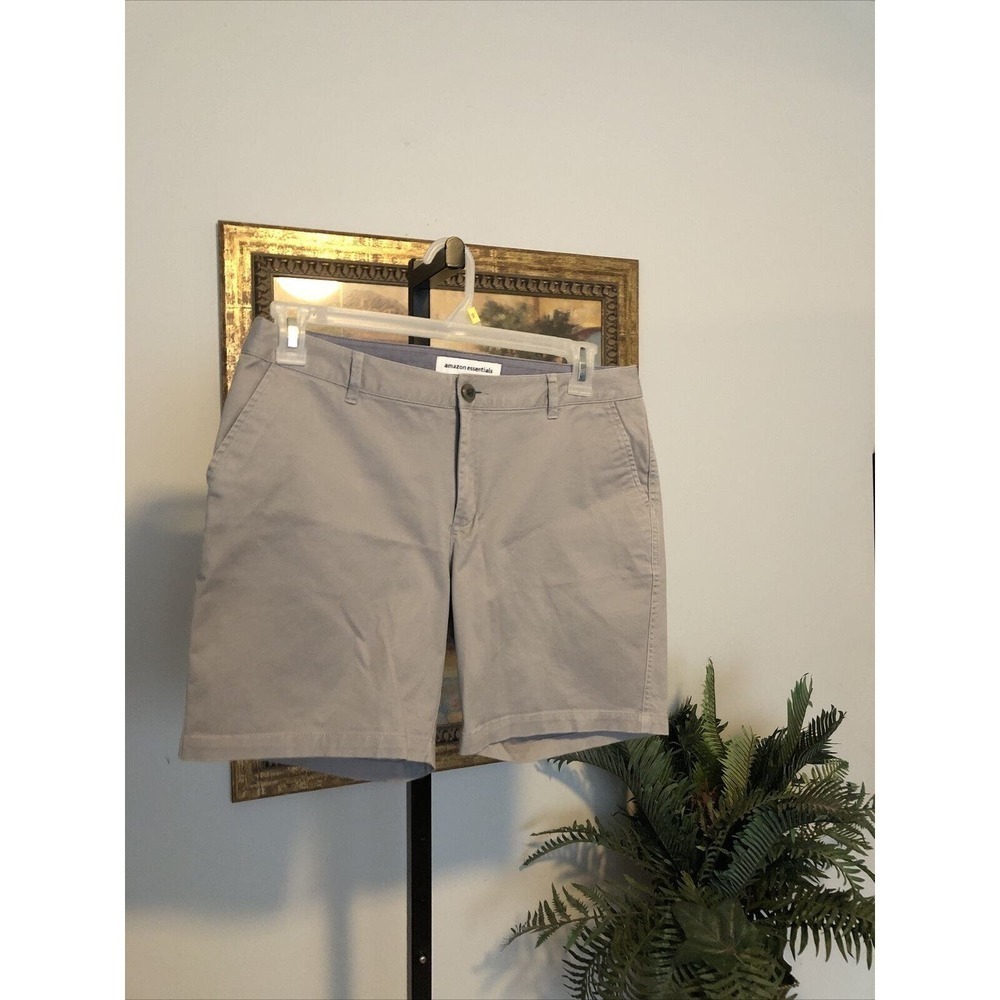 Amazon Essentials Womens Green Floral Shorts Size 10/14/42 waist 35 Inseam 6.75"